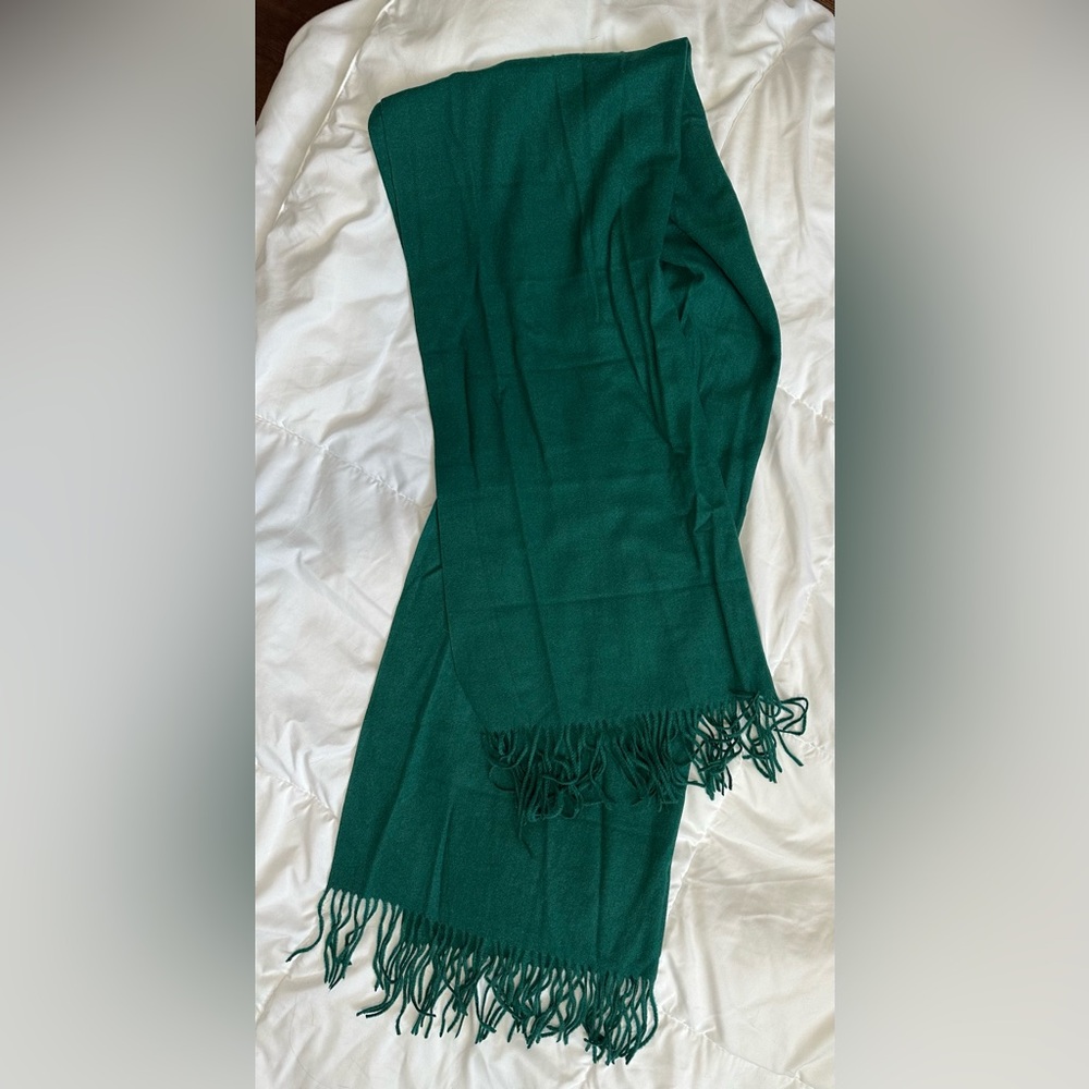 Elegant Green Scarf